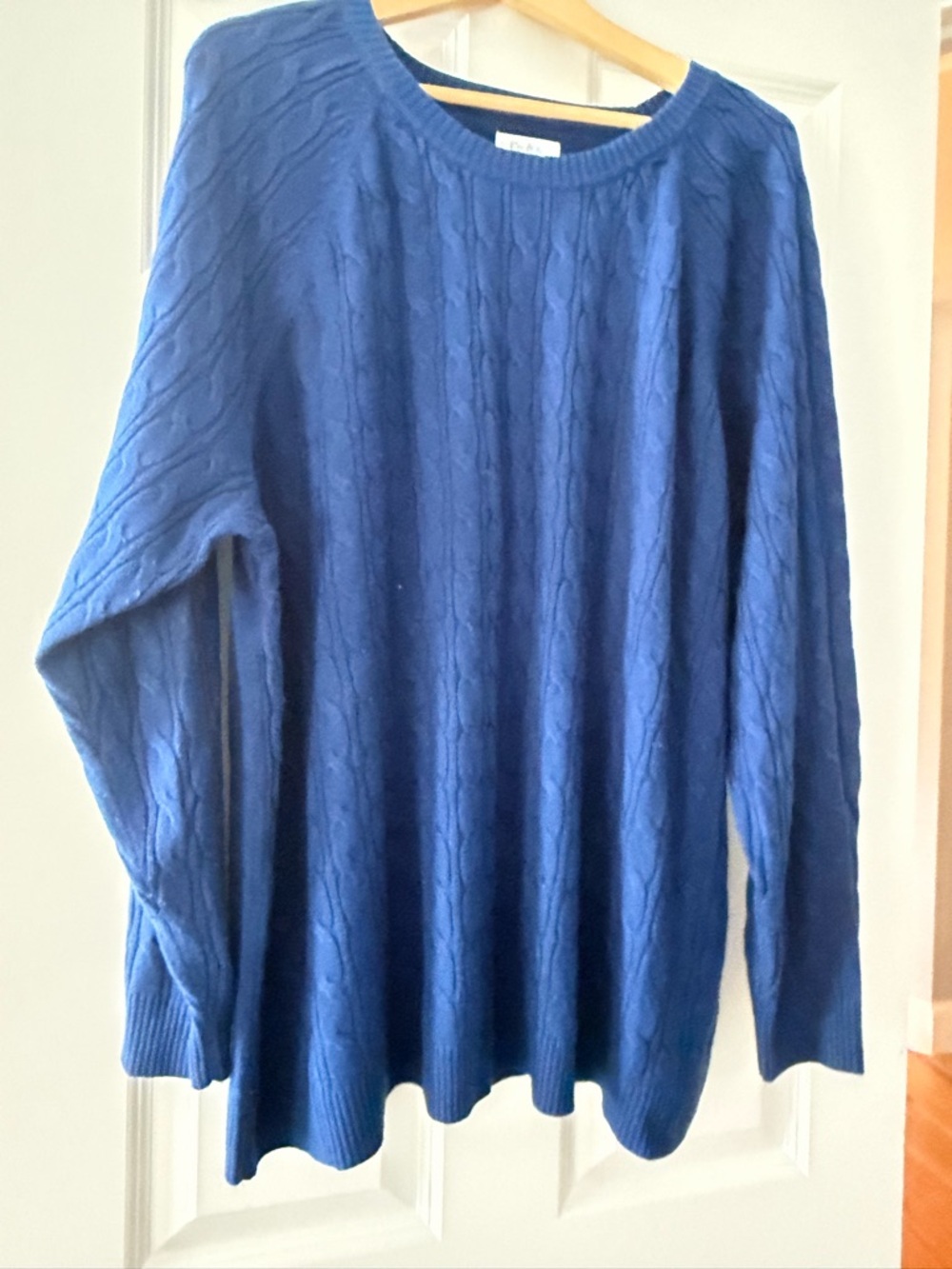 Cable & Gauge Blue Crew Neck Cable Knit Sweater